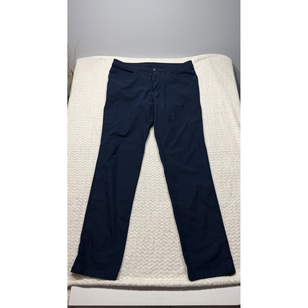 Lululemon Mens Commission Pant Classic Navy Blue Warpstreme 34x32 Golf Chino